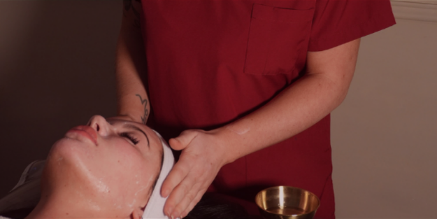 ONLINE COURSES & MASTERCLASSES